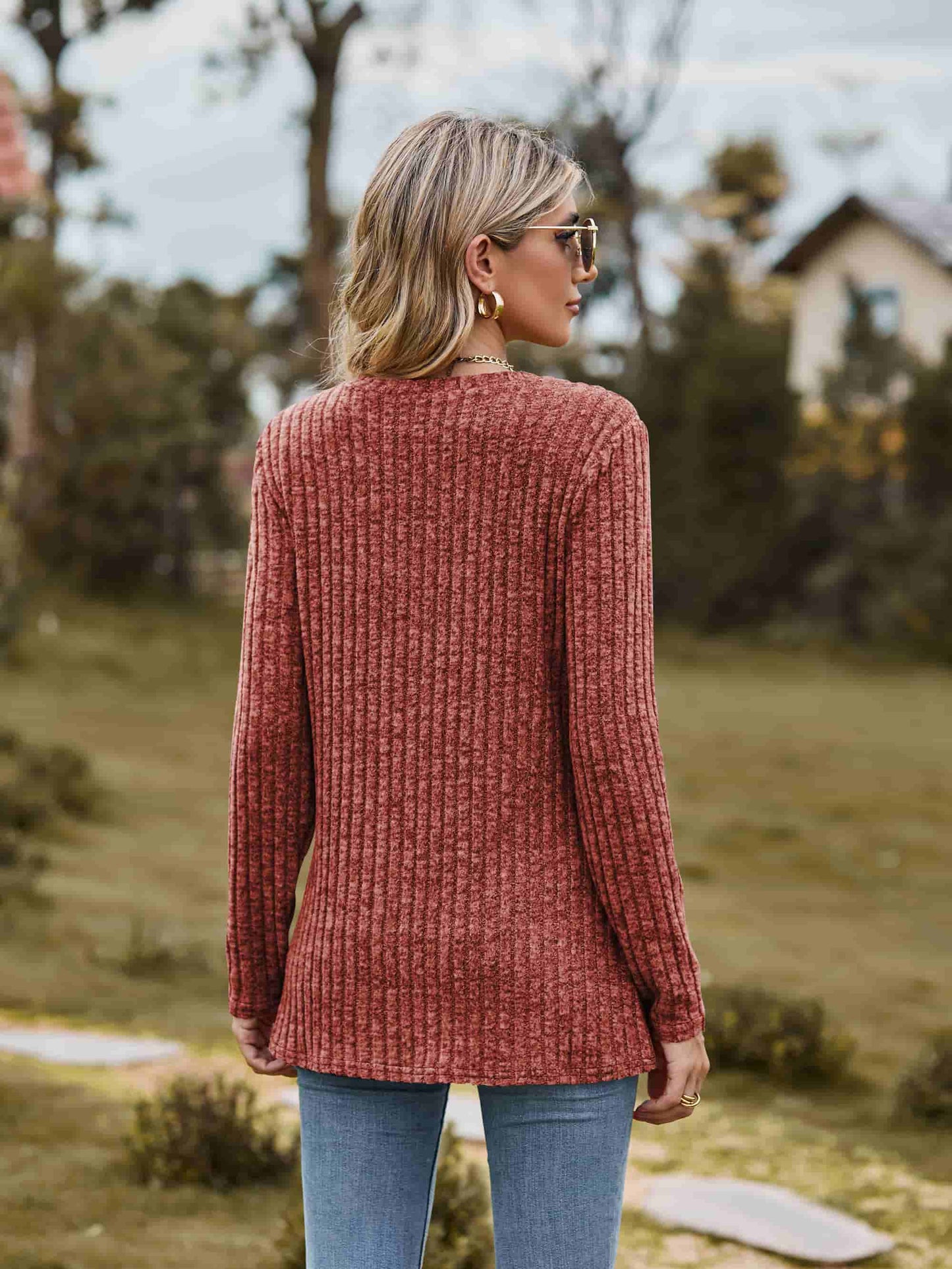 Ribbed Round Neck Long Sleeve Tee