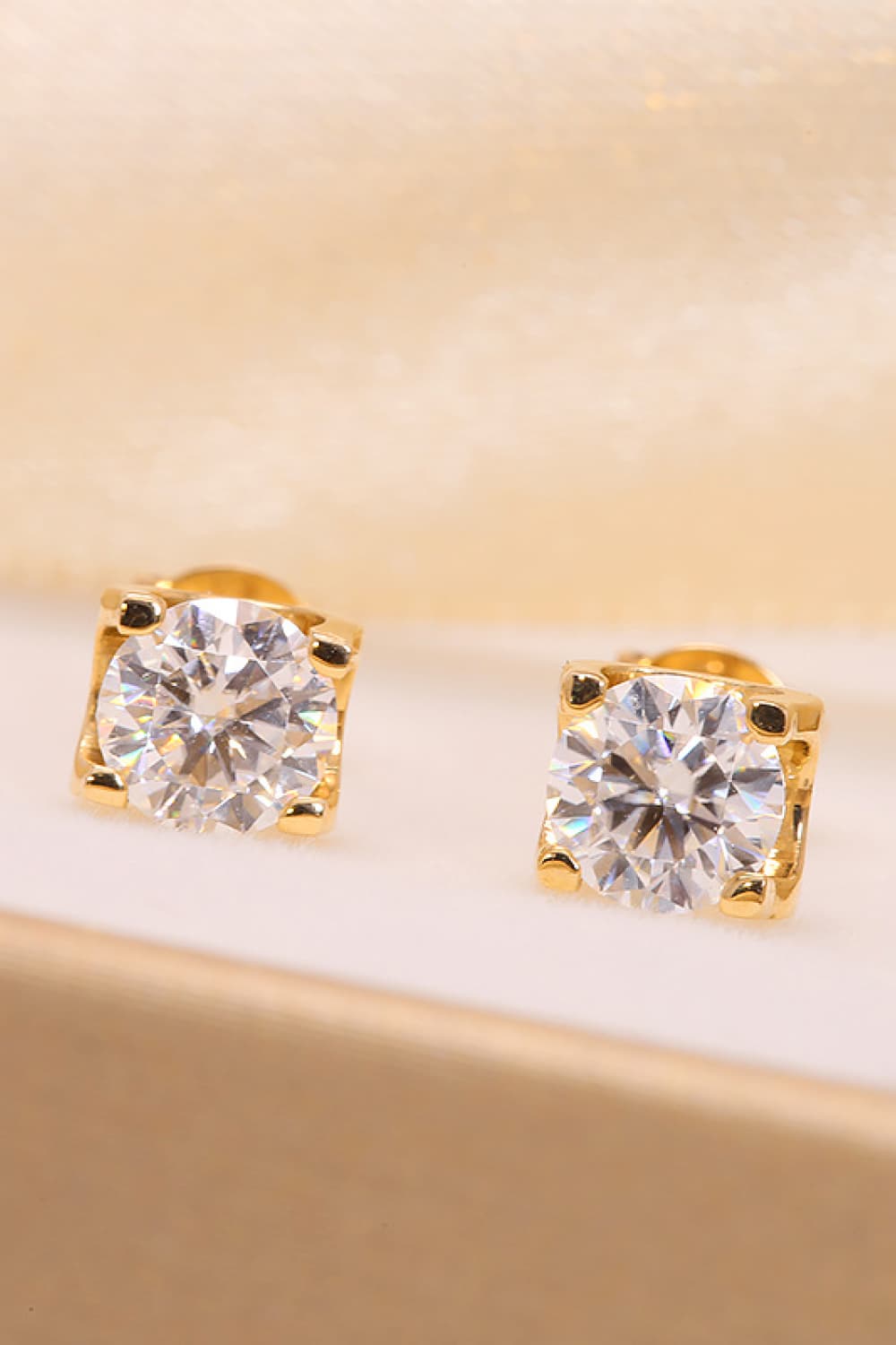 1 Carat Lab-Grown Diamond 18K Gold Stud Earrings