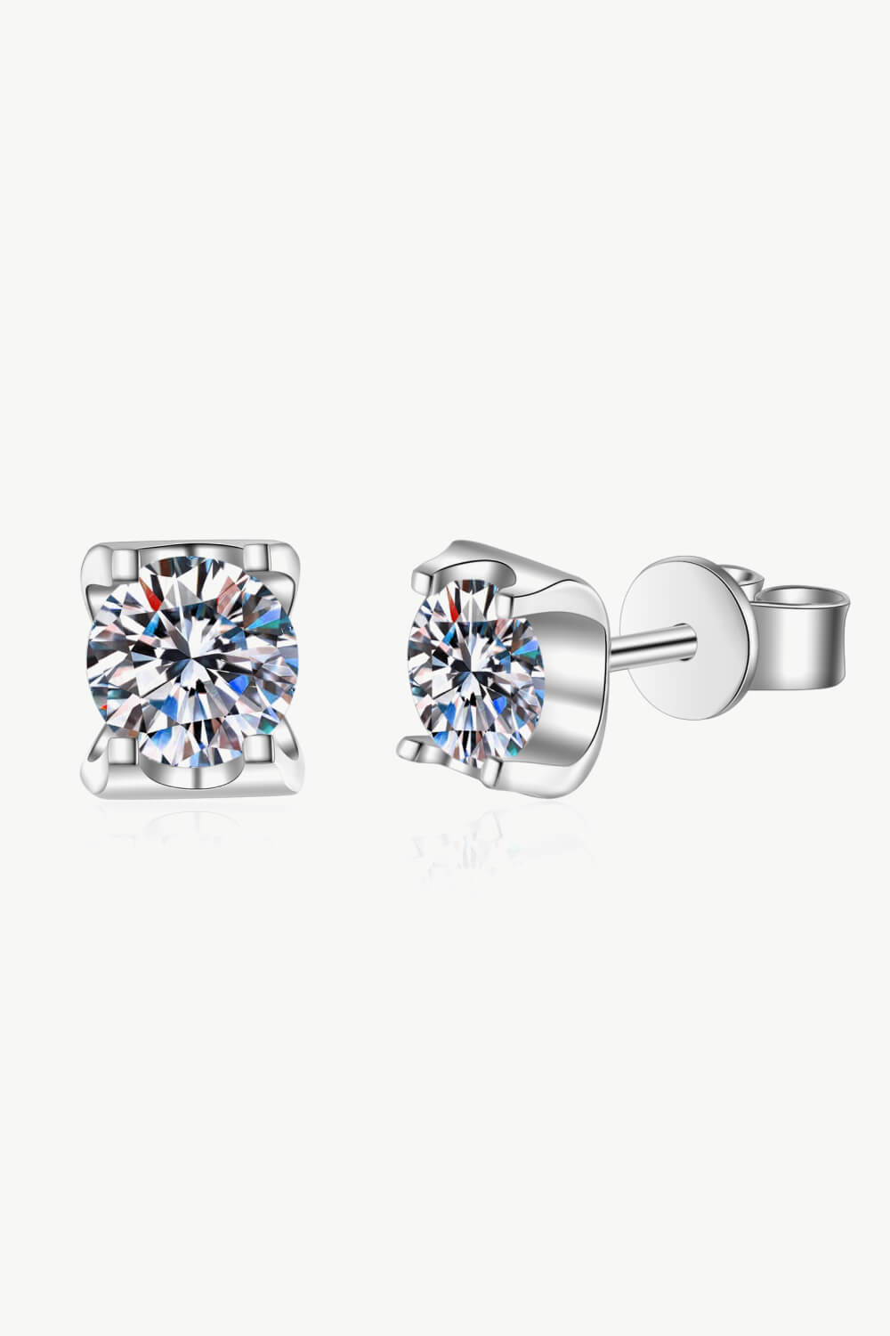 Weekend Meetup Moissanite Stud Earrings